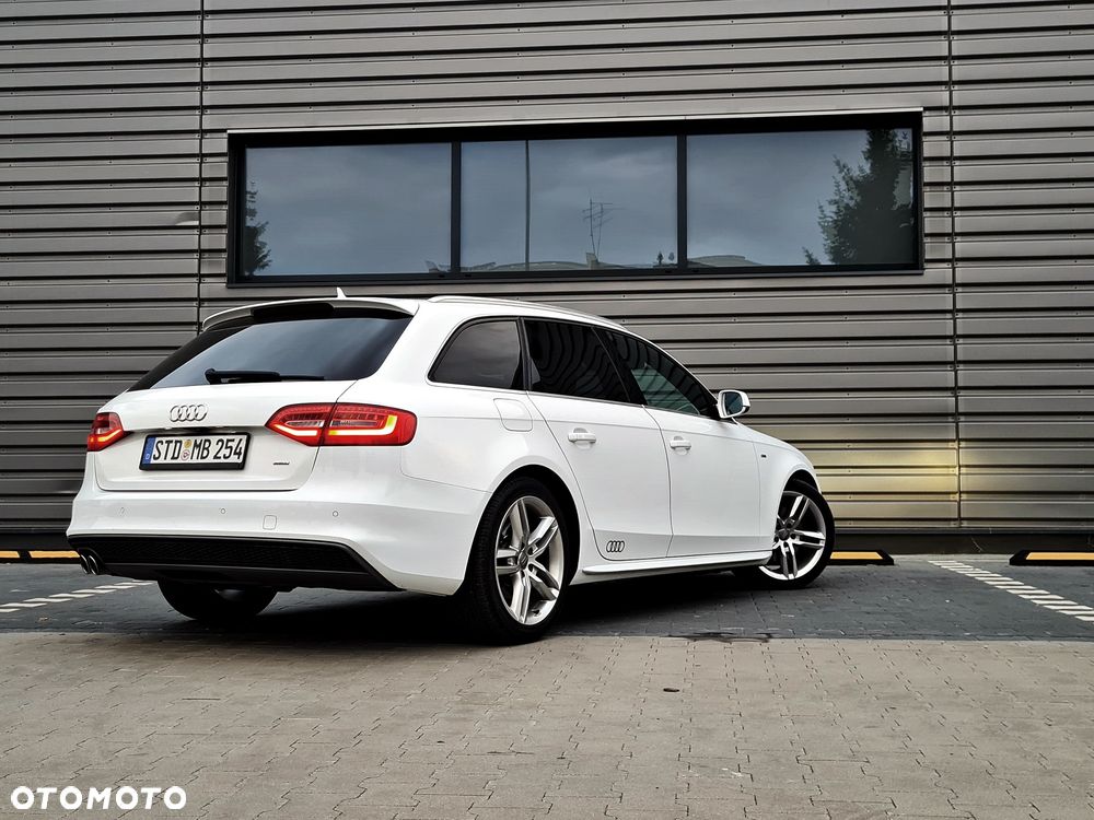 Audi A4 Avant 2.0 TDI DPF quattro S tronic S line Sportpaket - 4