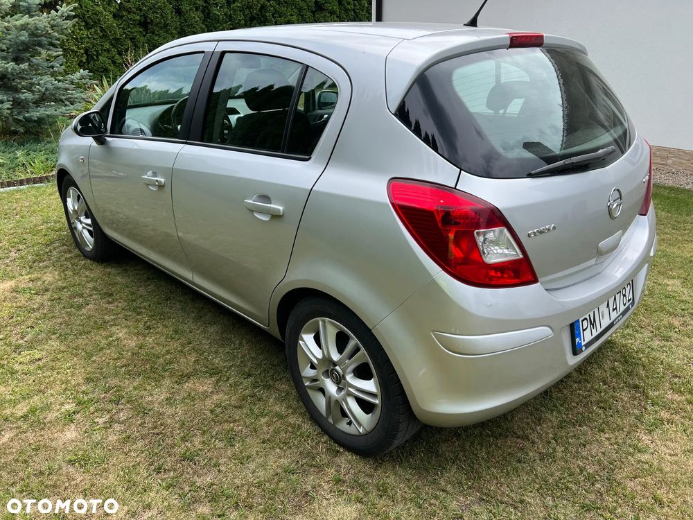Opel Corsa 1.3 CDTI DPF Edition - 9