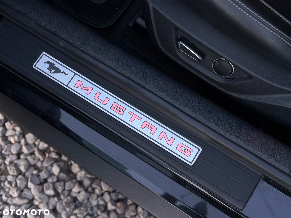 Ford Mustang - 20