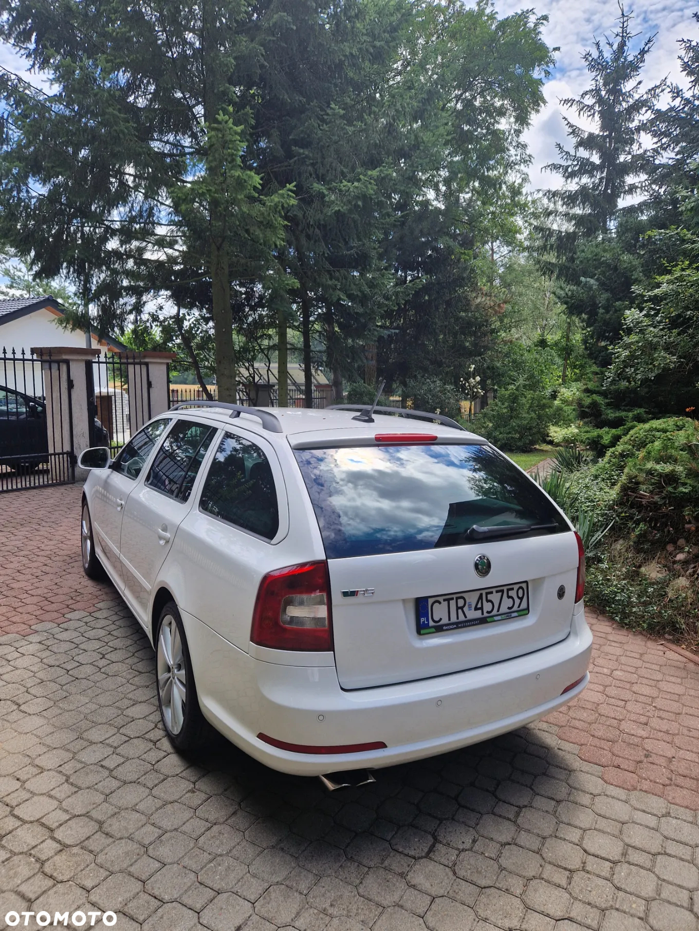 Skoda Octavia 2.0 TDI CR DPF DSG RS - 10