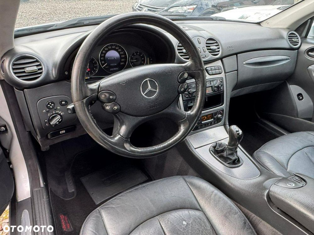 Mercedes-Benz CLK - 2