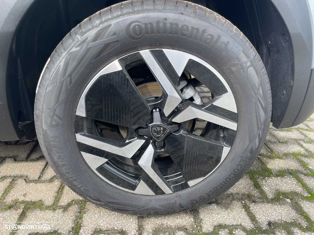 Peugeot 2008 1.2 PureTech Allure - 11