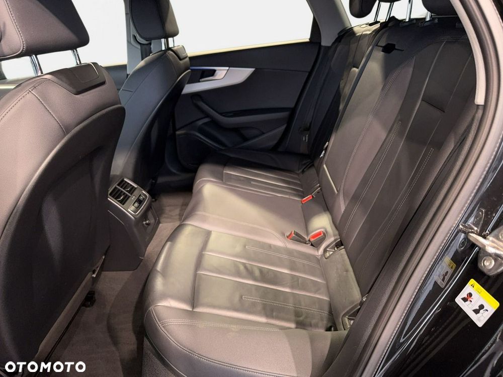 Audi A4 Allroad - 16