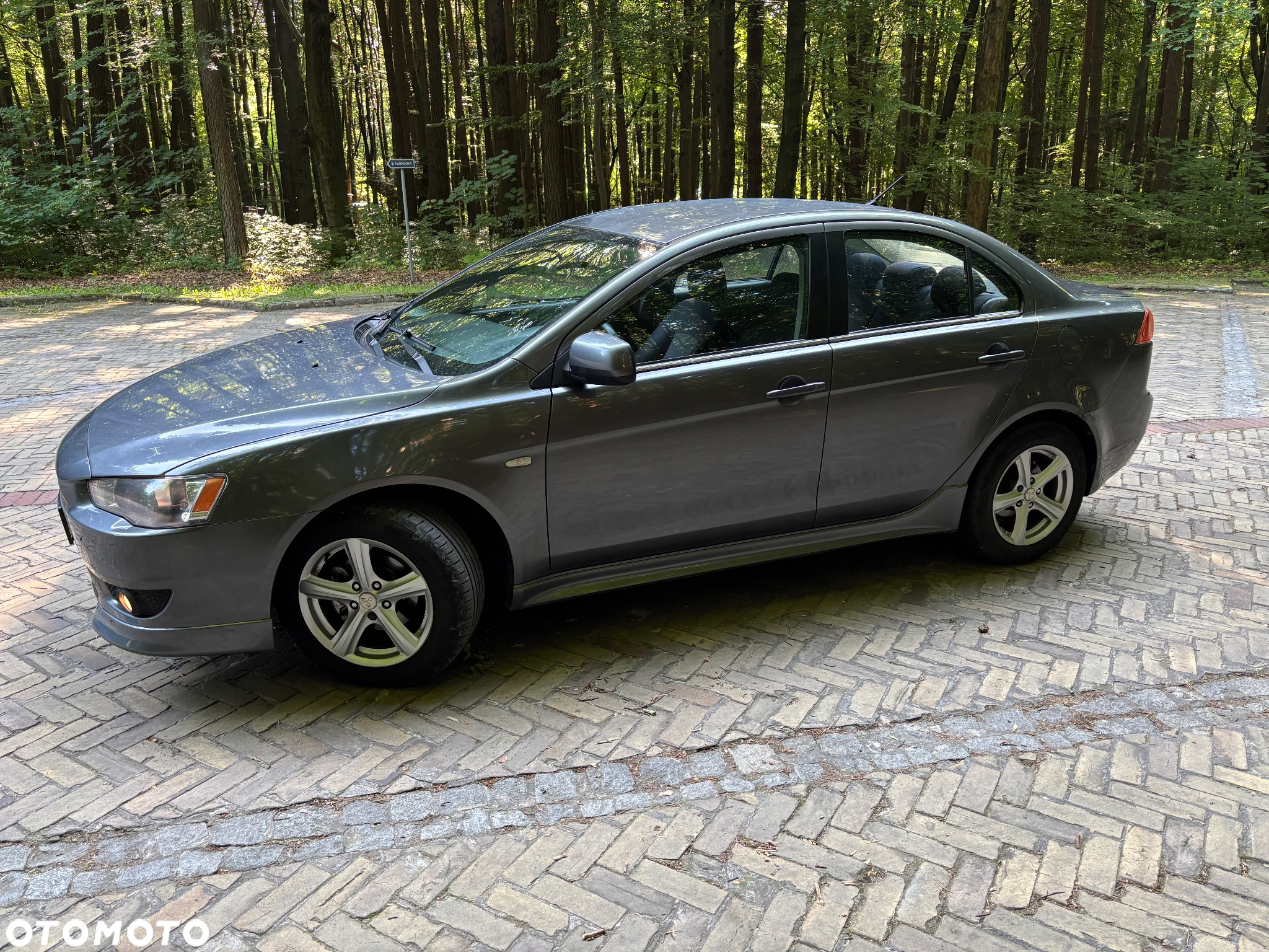Mitsubishi Lancer 2.0 DID Instyle - 6