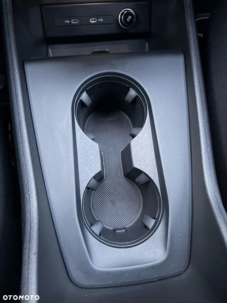 Audi Q4 e-tron - 15