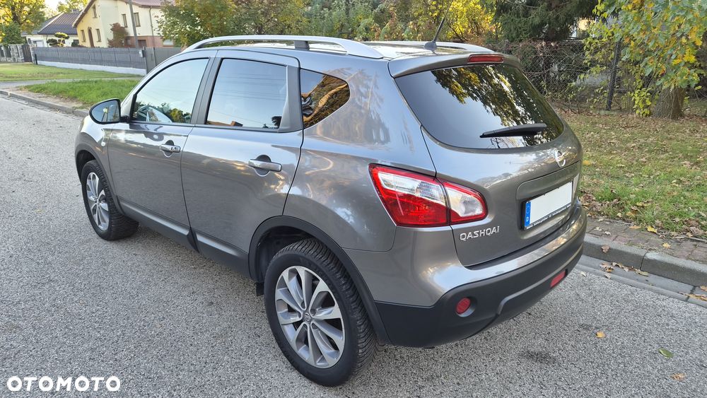 Nissan Qashqai 2.0 CVT lounge - 4