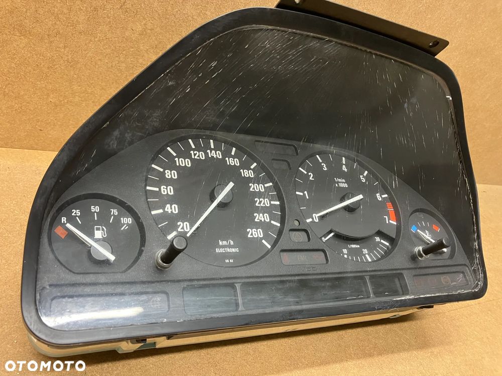 LICZNIK BMW E32 M60 V8 LIFT E34 DUŻE OBC E34 RARYTAS PIXELE OK 8356031 8359217 - 3