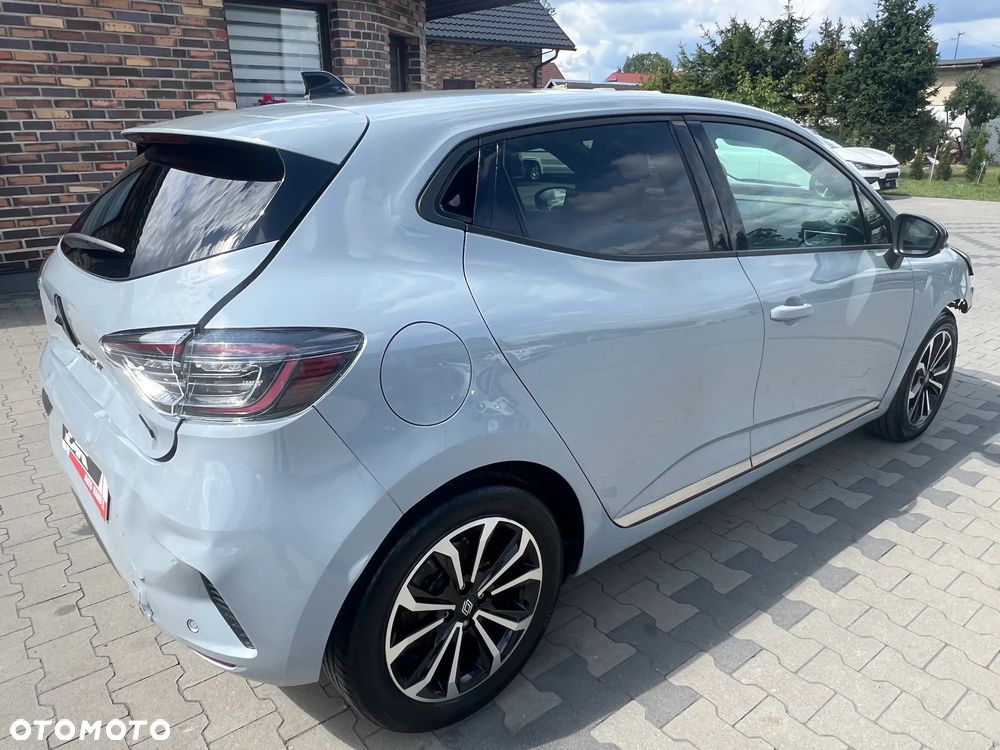 Renault Clio - 5