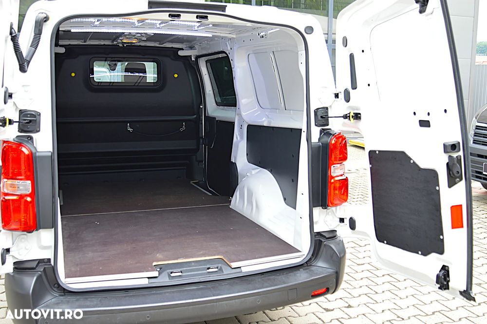 Peugeot E-Expert L3H1 50KW - 27