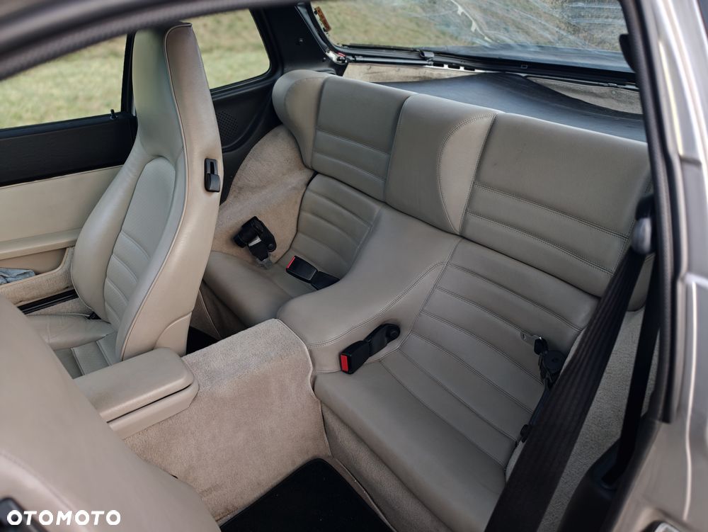 Porsche 944 2.5 Turbo - 13