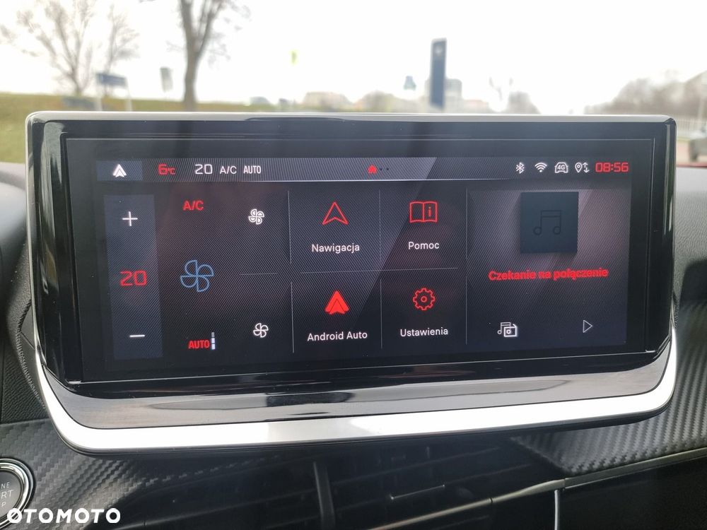 Peugeot 2008 1.2 PureTech Allure S&S EAT8 - 39