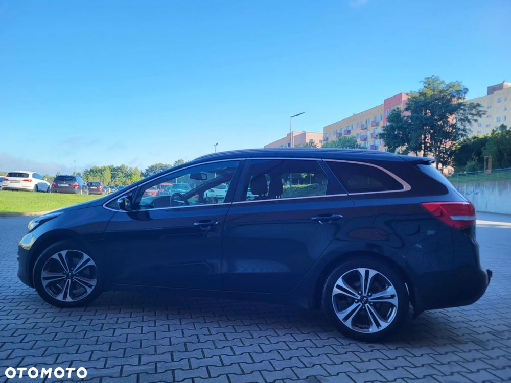 Kia Ceed 1.6 CRDi 136 ISG SW GT Line - 21