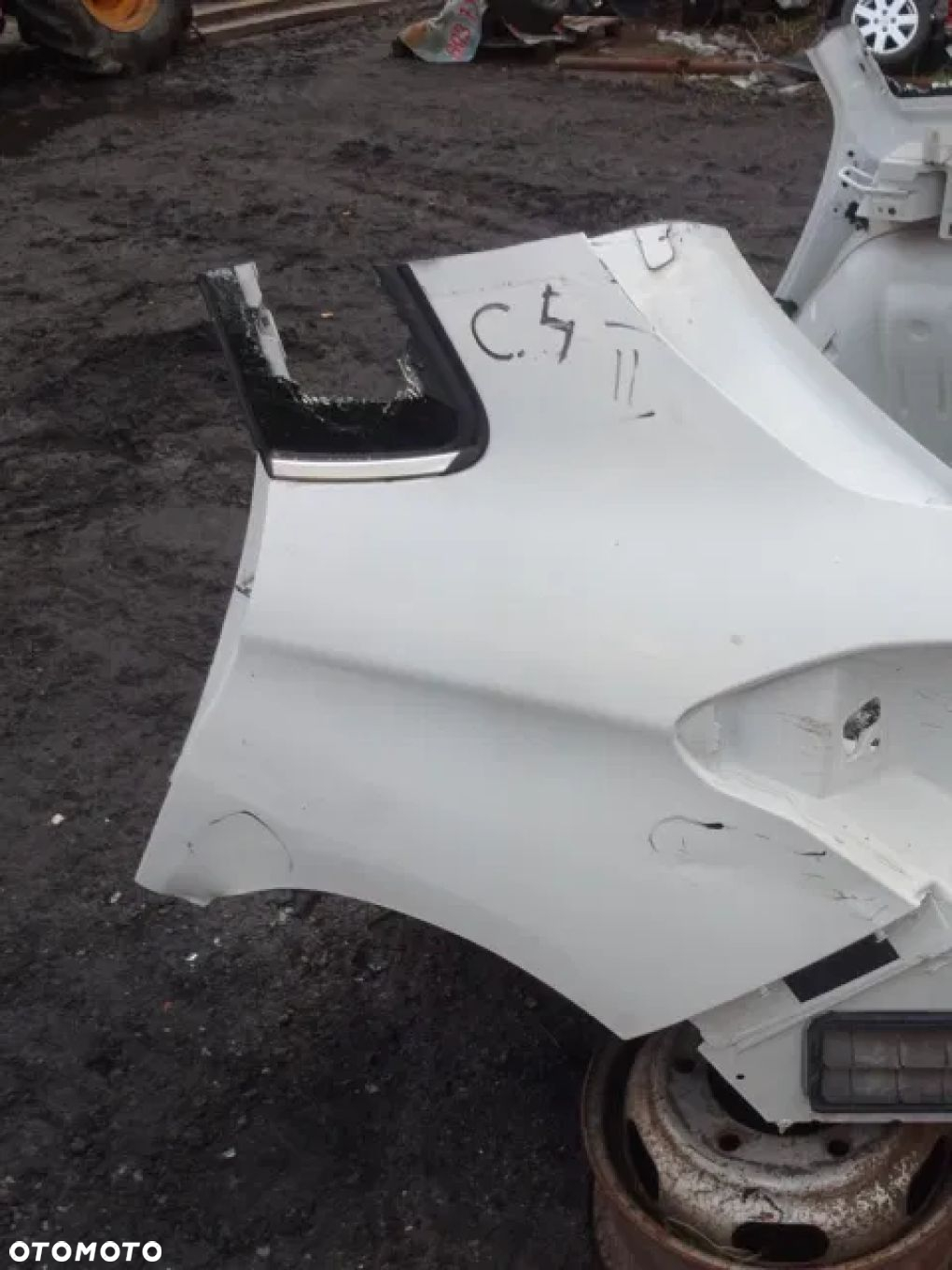CITROEN C4 II B7 TYLNY BŁOTNIK PAS TYLNY DUPA ĆWAIRTKA - 2