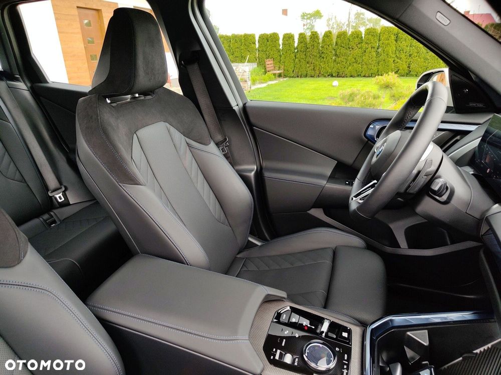 BMW X3 xDrive20 mHEV - 24