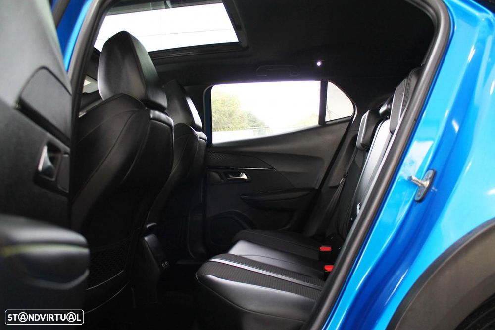 Peugeot 2008 PureTech 130 GT - 13