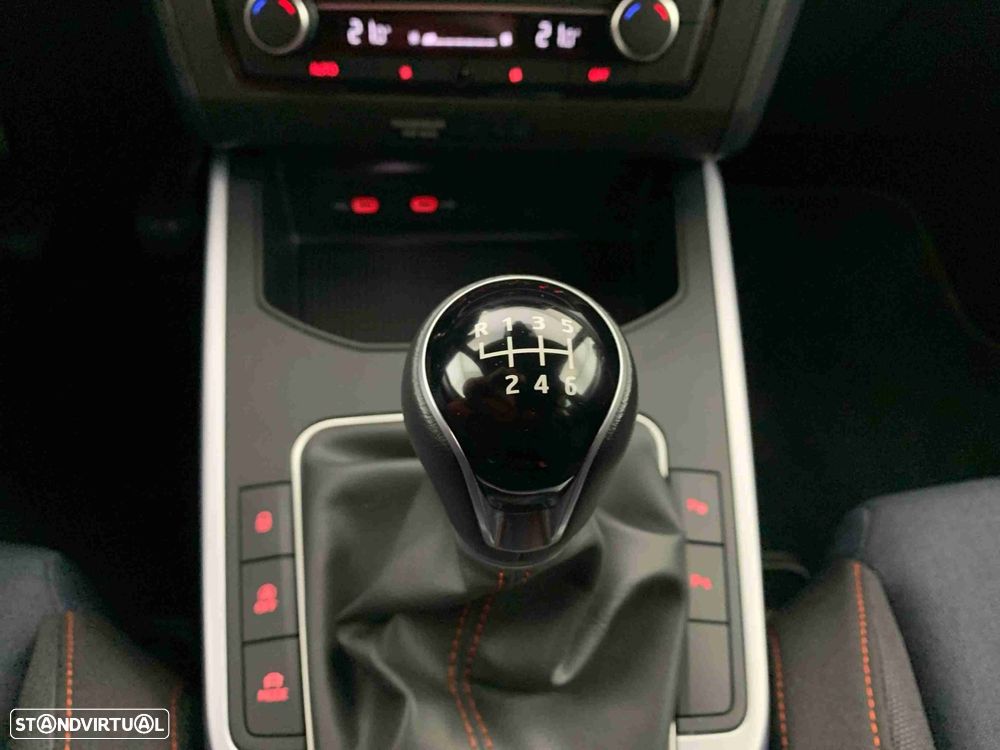 SEAT Arona 1.0 TSI FR - 12