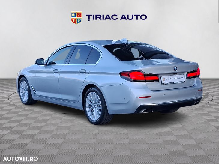 BMW Seria 5 520d xDrive Aut. Luxury Line - 4