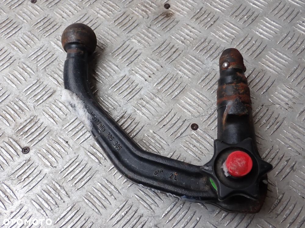 HAK HOLOWNICZY AUDI A4 8T0800495 - 1