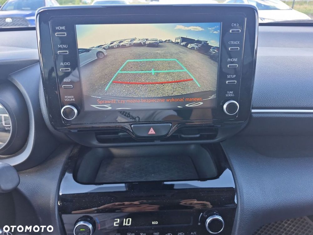 Toyota Yaris Cross Hybrid 1.5 Comfort - 20