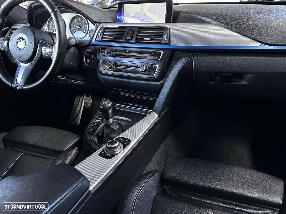 BMW 320 d Touring Pack M - 31