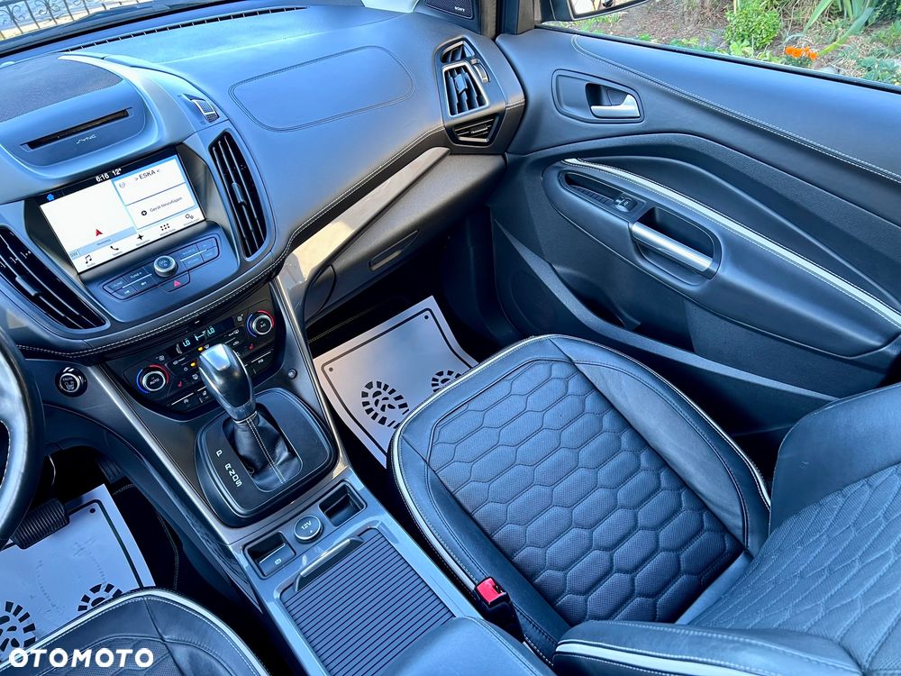Ford Kuga 2.0 TDCi 4x4 Vignale - 29