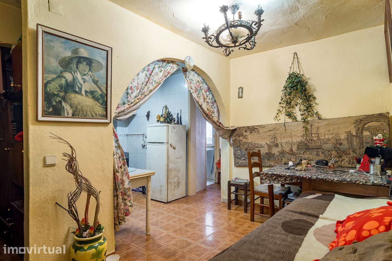 Apartamento T1, Funchalinho - Grande imagem: 2/13