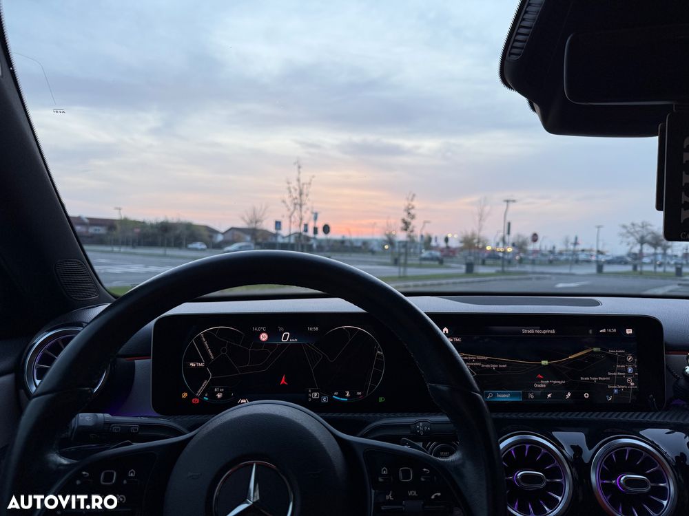 Mercedes-Benz A 200 7G-DCT Peak Edition - 12