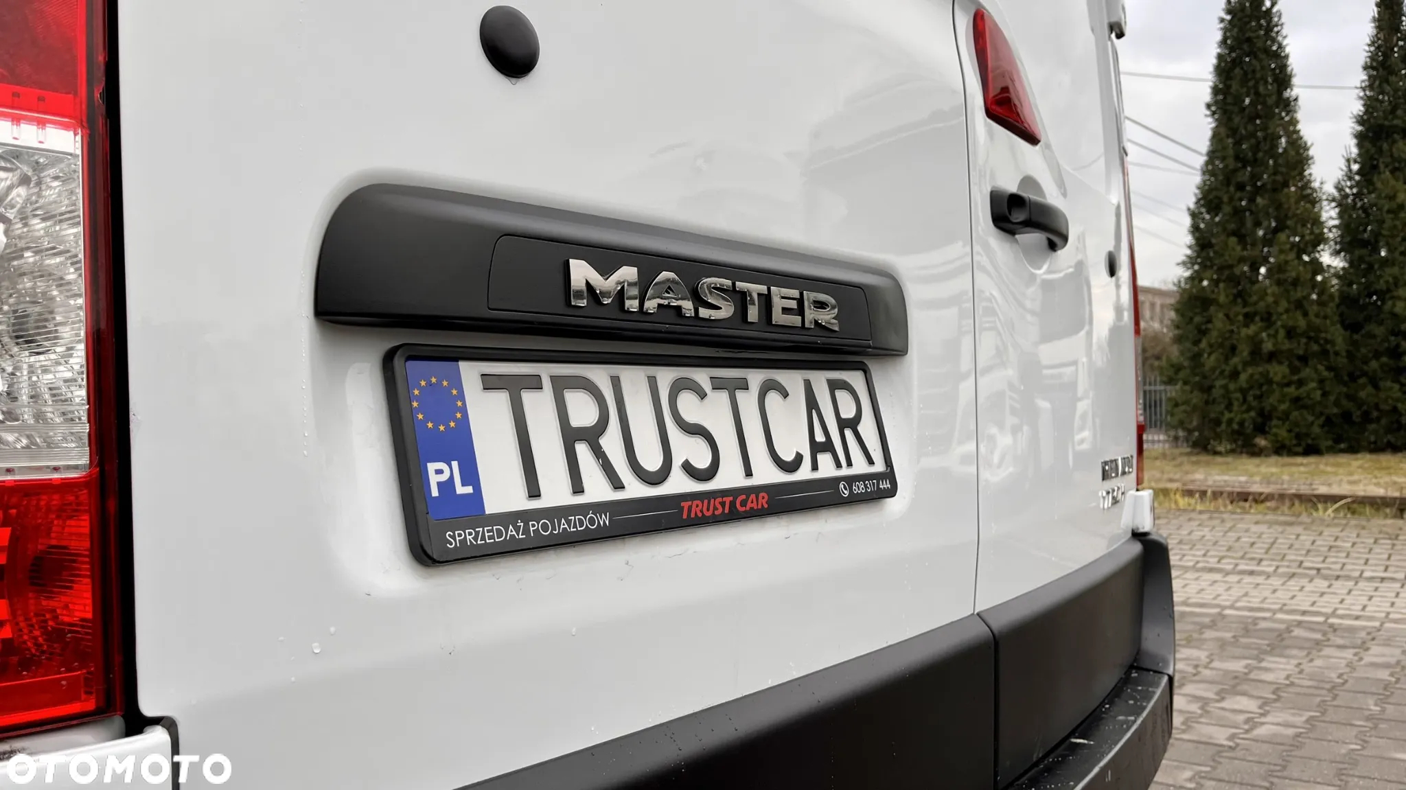 Renault MASTER 2.3 130KM / BRYGADÓWKA / PIERWSZY WŁAŚCICIEL / FAKTURA VAT 23% - 24