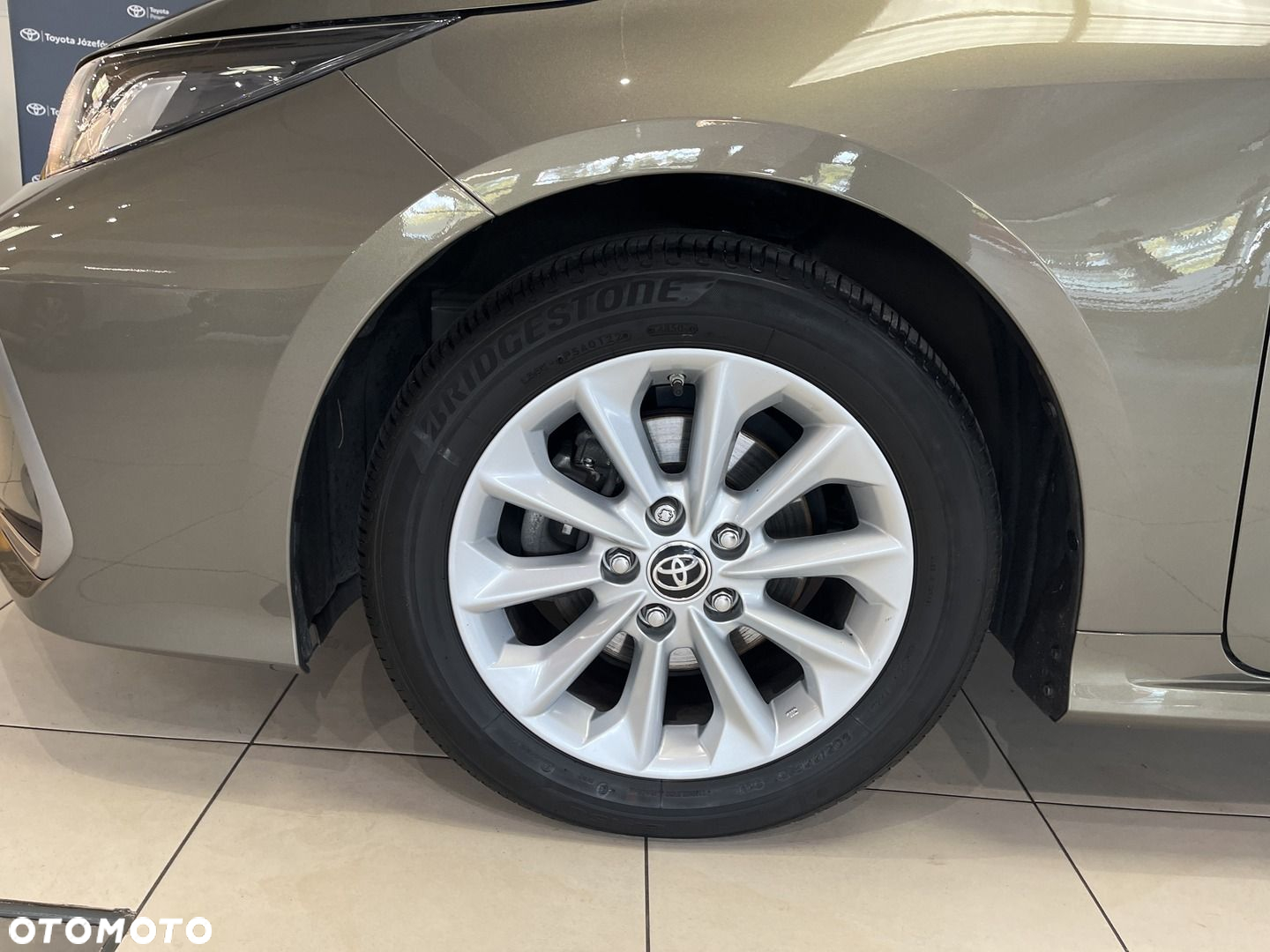 Toyota Corolla 1.8 Hybrid Comfort - 11