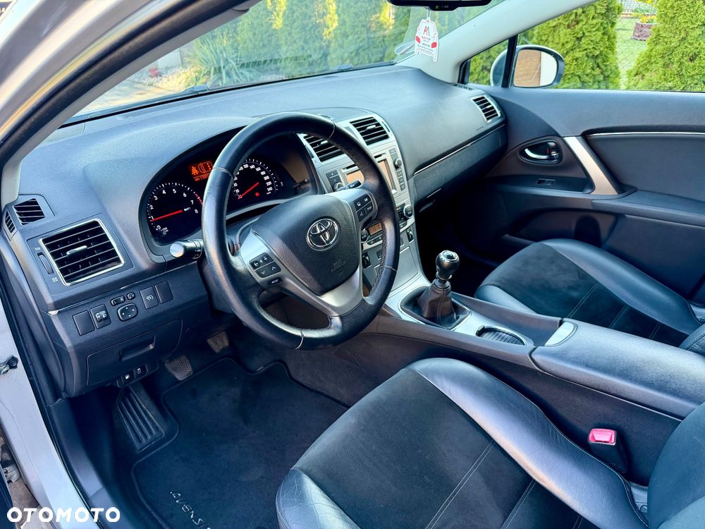 Toyota Avensis 1.8 Executive - 15