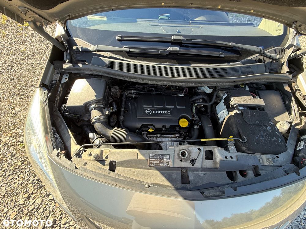 Opel Meriva 1.4 150 Jahre - 20