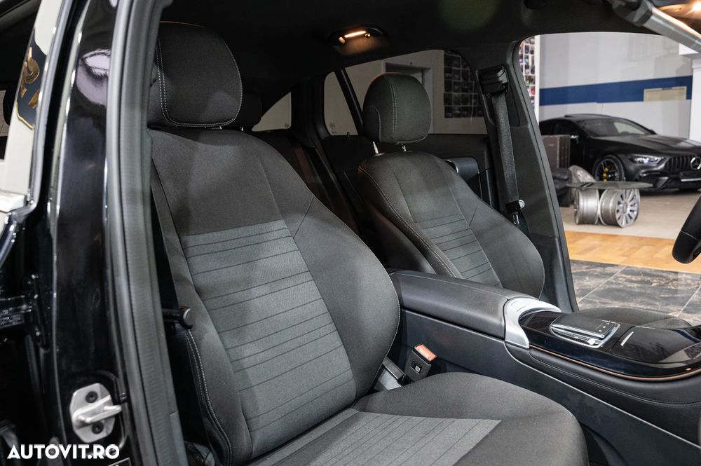 Mercedes-Benz EQC 400 4MATIC - 7