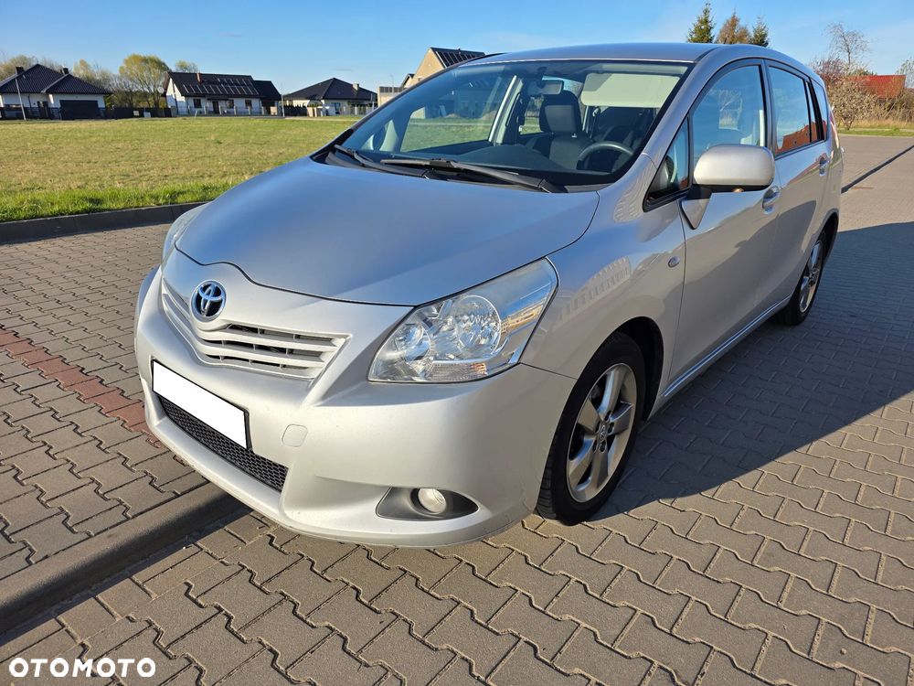 Toyota Verso 1.8 Multidrive Edition - 1