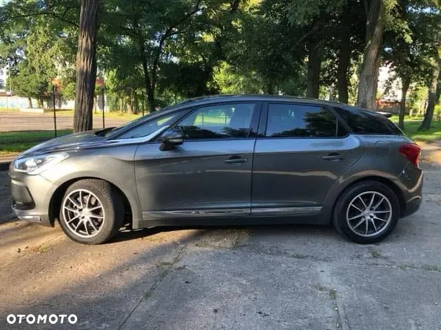 Citroën DS5 1.6 e-HDi Chic MCP - 7
