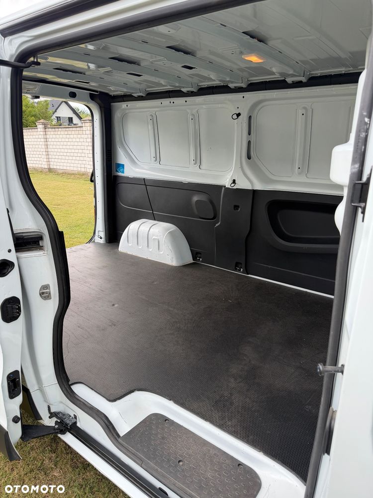 Renault Trafic - 11