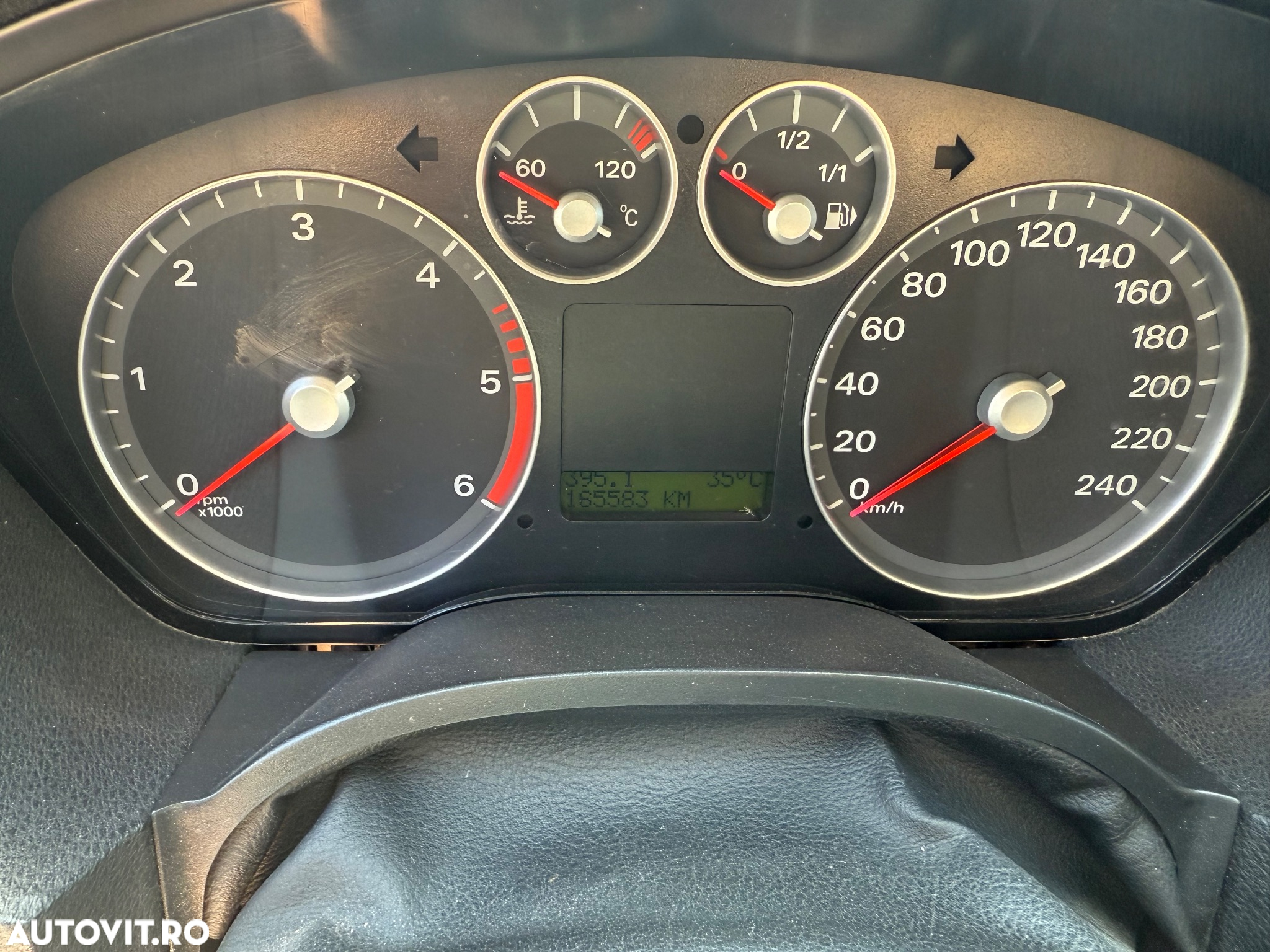 Ford Focus C-MAX 1.6 TDCi DPF Ghia - 10