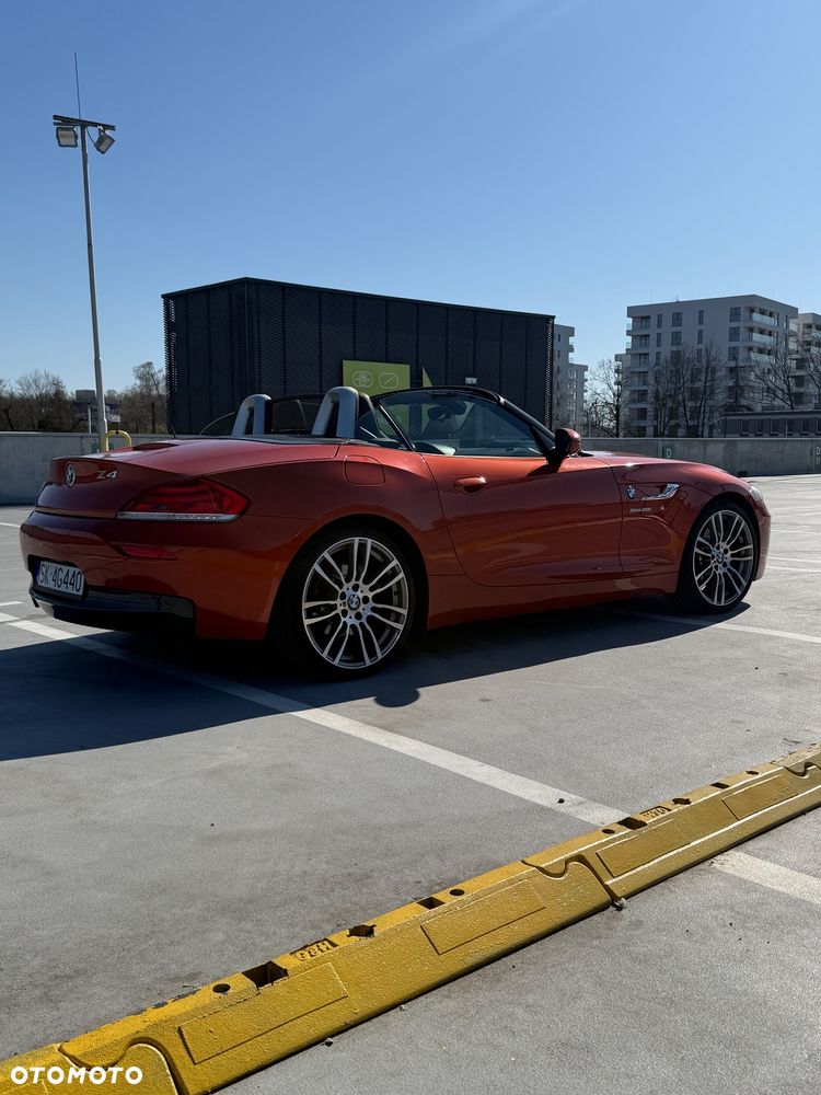 BMW Z4 sDrive28i - 12
