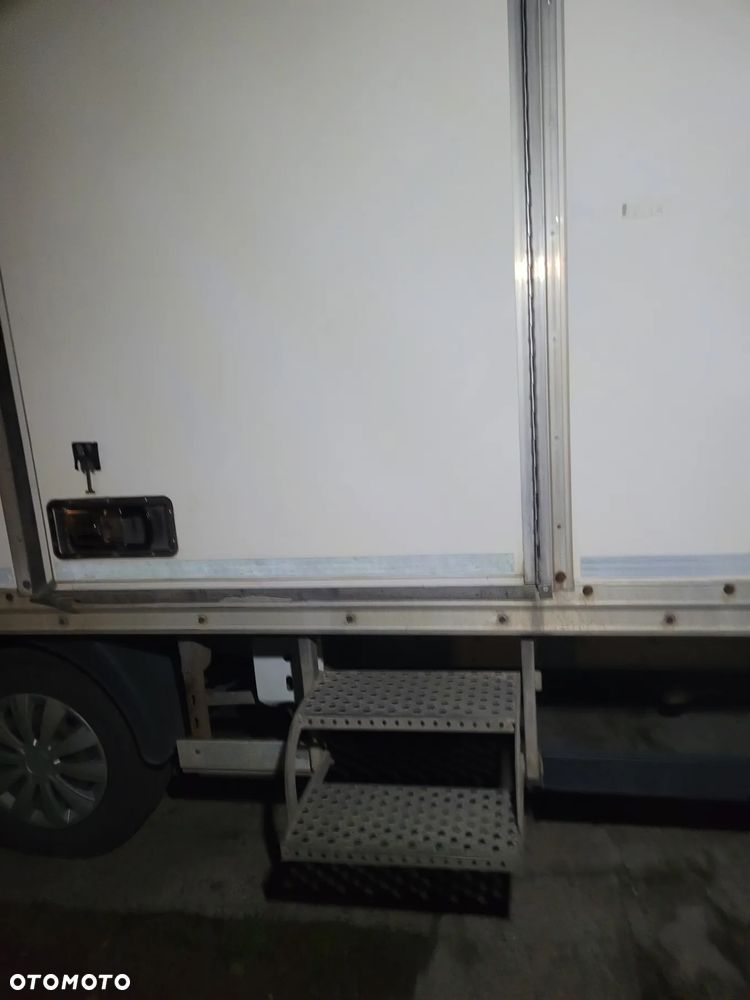 Kontener z winda Master 3 Movano 2 Nissan - 8