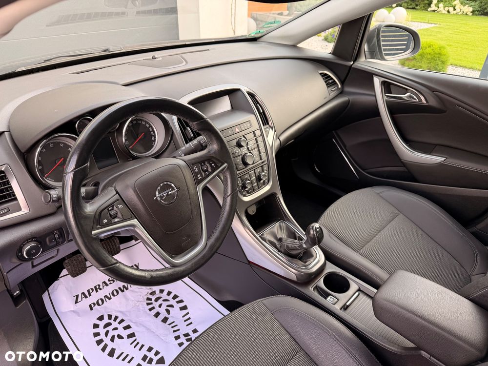 Opel Astra 1.4 Turbo Innovation - 13