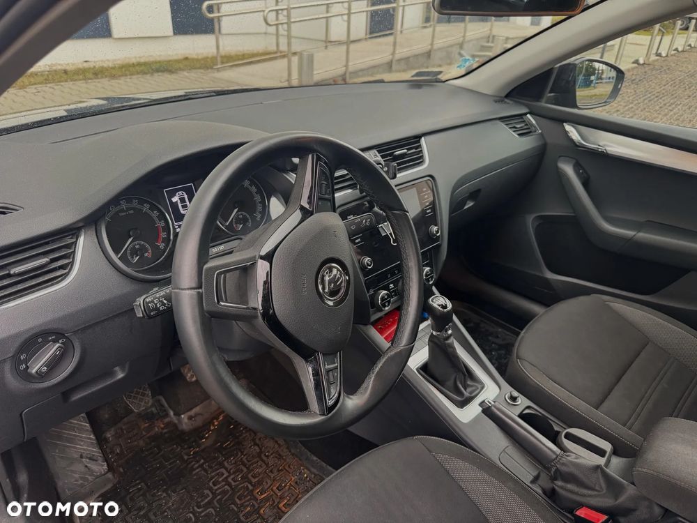 Skoda Octavia - 2