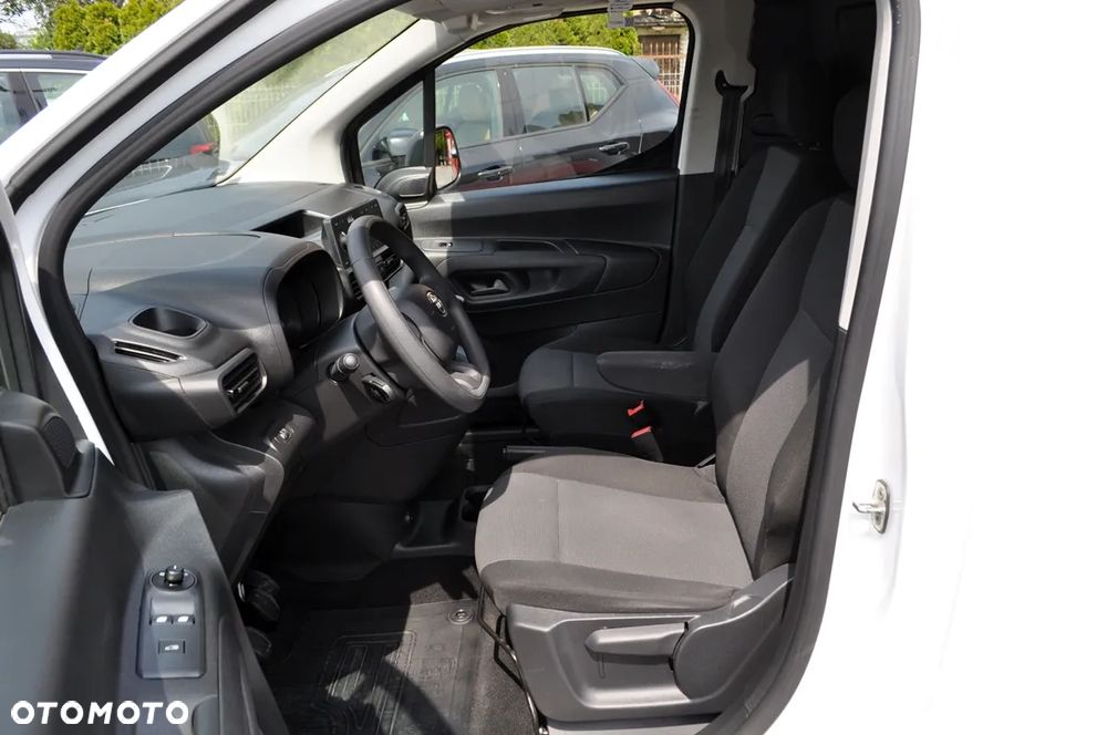 Toyota ProAce City - 13