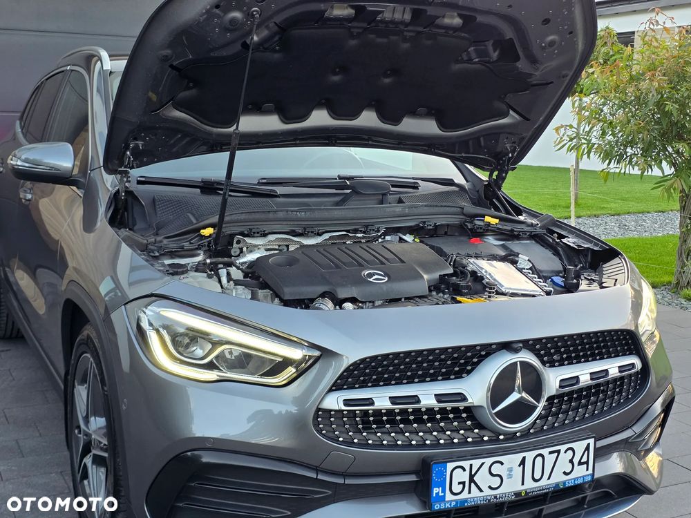 Mercedes-Benz GLA 200 d AMG Line - 38