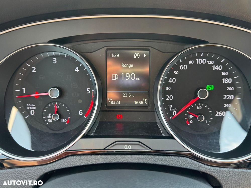 Volkswagen Passat 2.0 TDI DSG Comfortline - 7