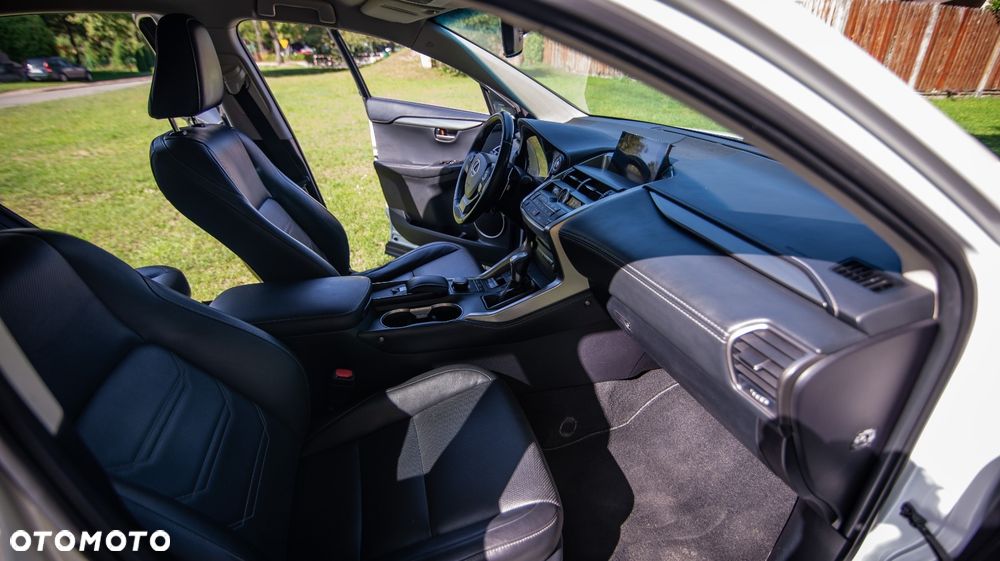 Lexus NX 200t Comfort AWD - 9