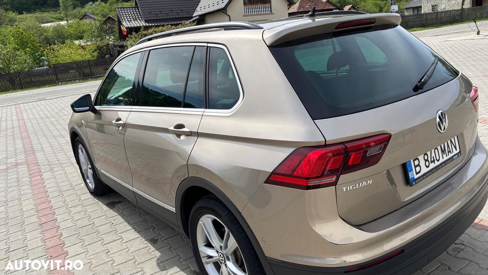 Volkswagen Tiguan 2.0 TDI DPF DSG 4Mot Comfortline - 22