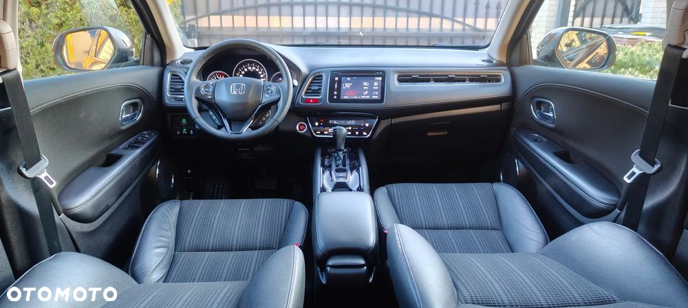 Honda HR-V 1.5 i-VTEC CVT Executive - 23