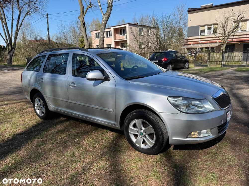 Skoda Octavia 1.6 TDI DPF 4x4 Ambition - 6