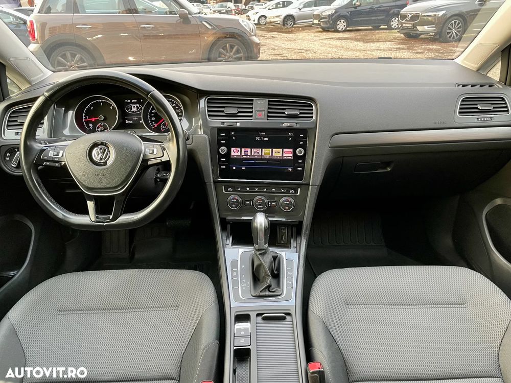 Volkswagen Golf 1.6 TDI (BlueMotion Technology) DSG Comfortline - 10