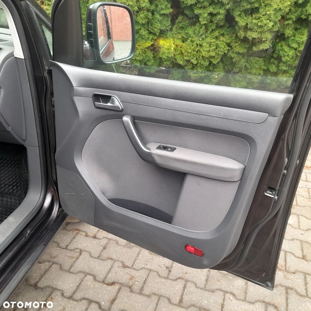 Volkswagen Caddy - 17