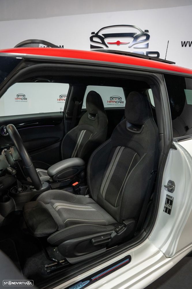 MINI 3 Portas John Cooper Works Auto Desportiva - 39